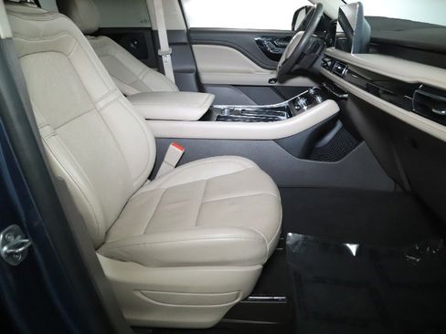 Used 2020 Lincoln Aviator Reserve w/ Equipment Group 201A image 37