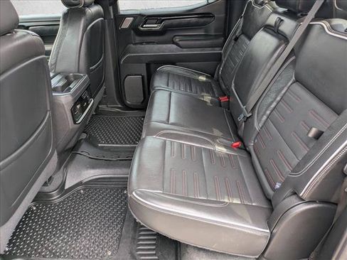 Used 2024 GMC Sierra 1500 AT4X AWD/4WD image 17
