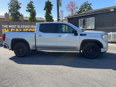 Used 2021 GMC Sierra 1500 Elevation w/ LPO, Elevation Black Package RWD image 9