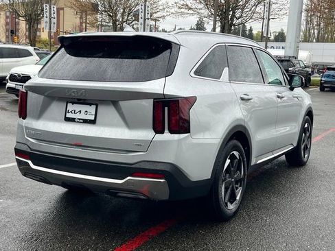 Used 2025 Kia Sorento EX w/ EX Panoramic Sunroof Package AWD/4WD image 9