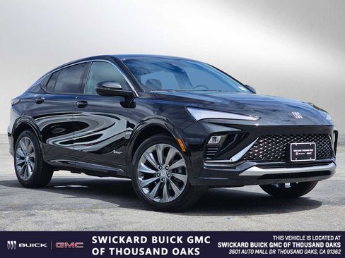 New 2026 Buick Envista Avenir FWD image 1