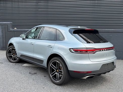Certified 2021 Porsche Macan AWD/4WD image 3