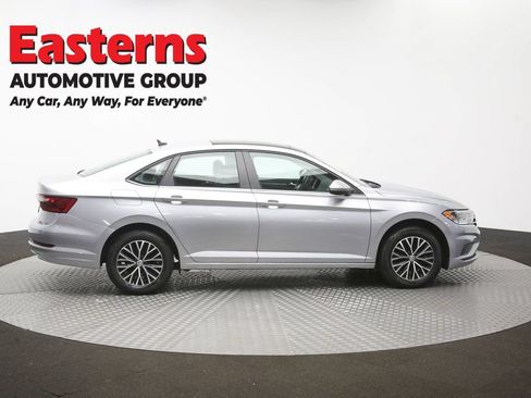 Used 2020 Volkswagen Jetta SE w/ SE Cold Weather Package FWD image 45