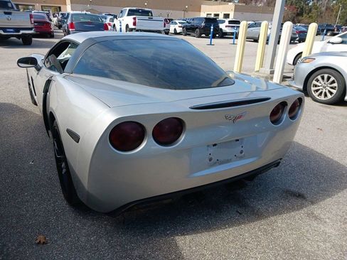 Used 2005 Chevrolet Corvette Coupe w/ Preferred Equipment Group image 4