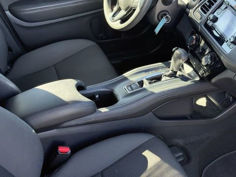 Used 2020 Honda HR-V LX image 17