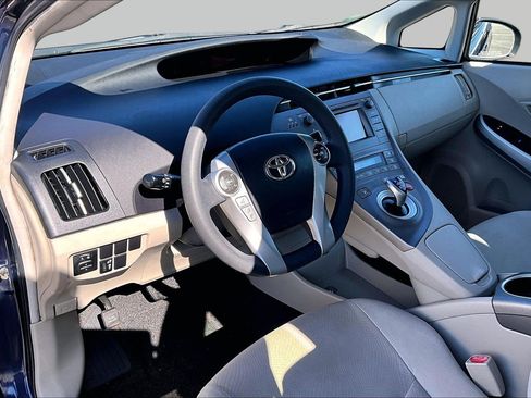 Used 2014 Toyota Prius Three FWD image 11