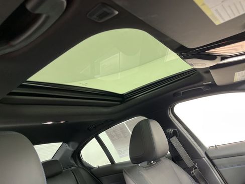 Used 2024 BMW M340i xDrive M340i xDrive w/ Premium Package image 6