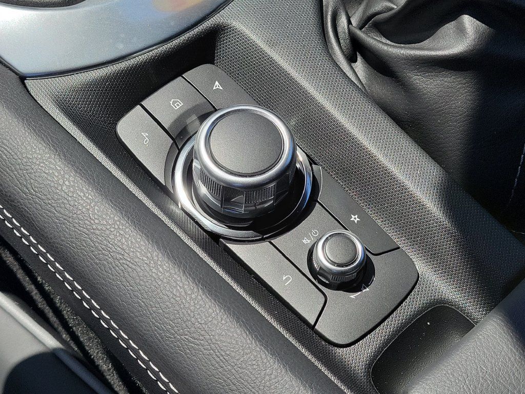 Used 2025 MAZDA MX-5 Miata RF Club RWD image 19