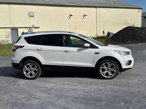Used 2017 Ford Escape Titanium w/ Equipment Group 301A AWD/4WD image 9