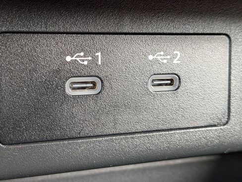 Used 2025 Nissan Rogue SV image 26