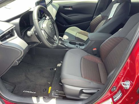 Used 2026 Toyota Corolla SE FWD image 11