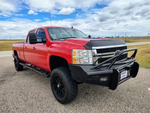 Used 2013 Chevrolet Silverado 2500 LTZ w/ LTZ Plus Package AWD/4WD image 7