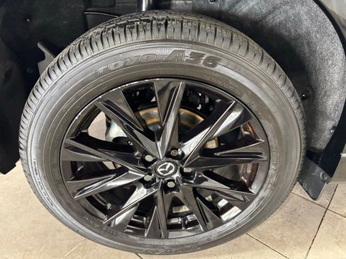 Certified 2025 MAZDA CX-5 Carbon Edition image 10