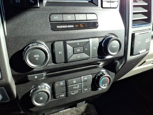 Used 2018 Ford F150 XLT w/ Equipment Group 301A Mid image 32