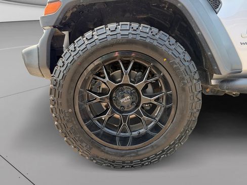 Used 2018 Jeep Wrangler Sport AWD/4WD image 22