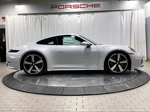 New 2026 Porsche 911 Carrera 4S image 8