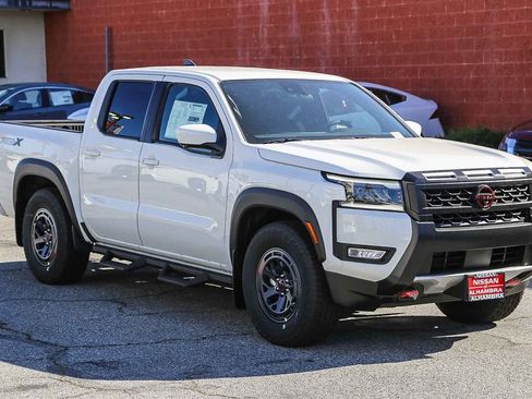 New 2026 Nissan Frontier Pro-X w/ Pro-X Convenience Package image 4