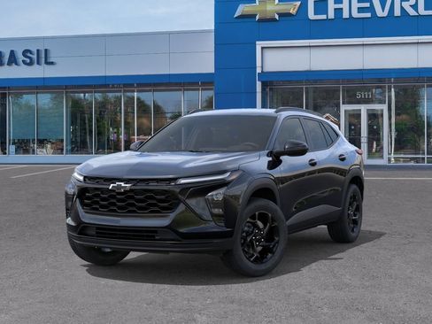 New 2026 Chevrolet Trax LT w/ Midnight Edition FWD image 6