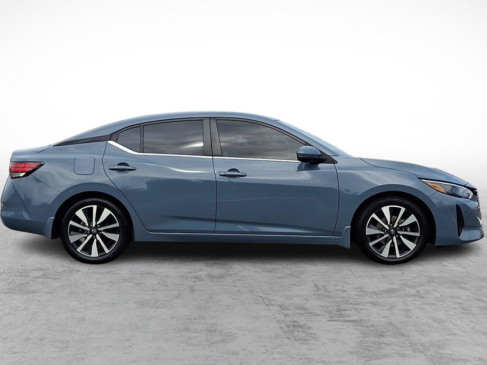 Used 2024 Nissan Sentra SV w/ SV Premium Package FWD image 7