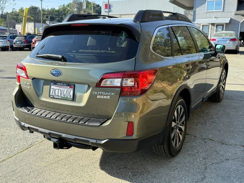 Used 2015 Subaru Outback 2.5i Limited image 7
