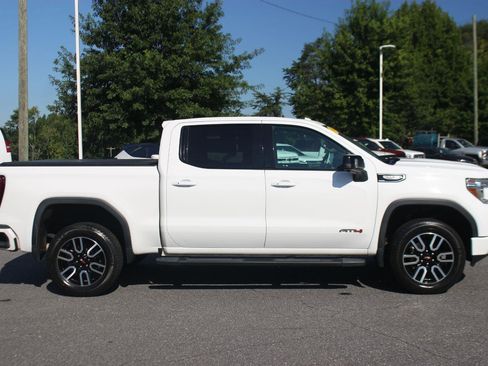 Used 2019 GMC Sierra 1500 AT4 w/ AT4 Premium Package AWD/4WD image 8