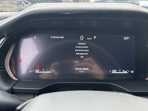 New 2025 Jeep Grand Cherokee Limited w/ Luxury Tech Group II image 24