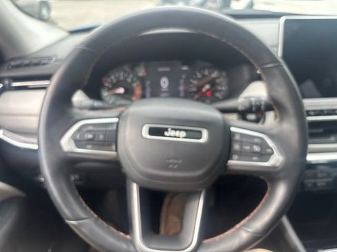 Certified 2022 Jeep Compass Limited w/ Sun and Sound Group AWD/4WD image 20