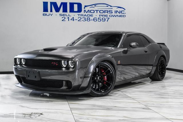 Used 2021 Dodge Challenger R/T Scat Pack RWD image 3