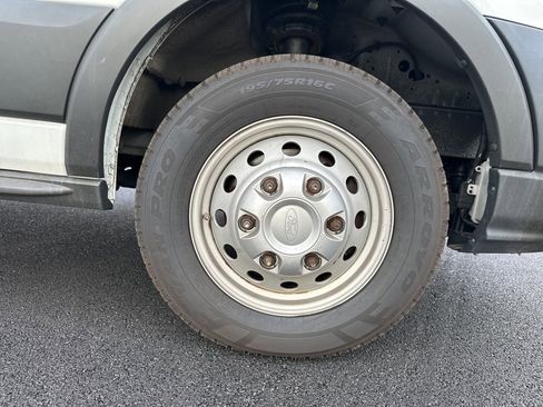 Used 2020 Ford Transit 350 DRW w/ Exterior Upgrade Package image 21