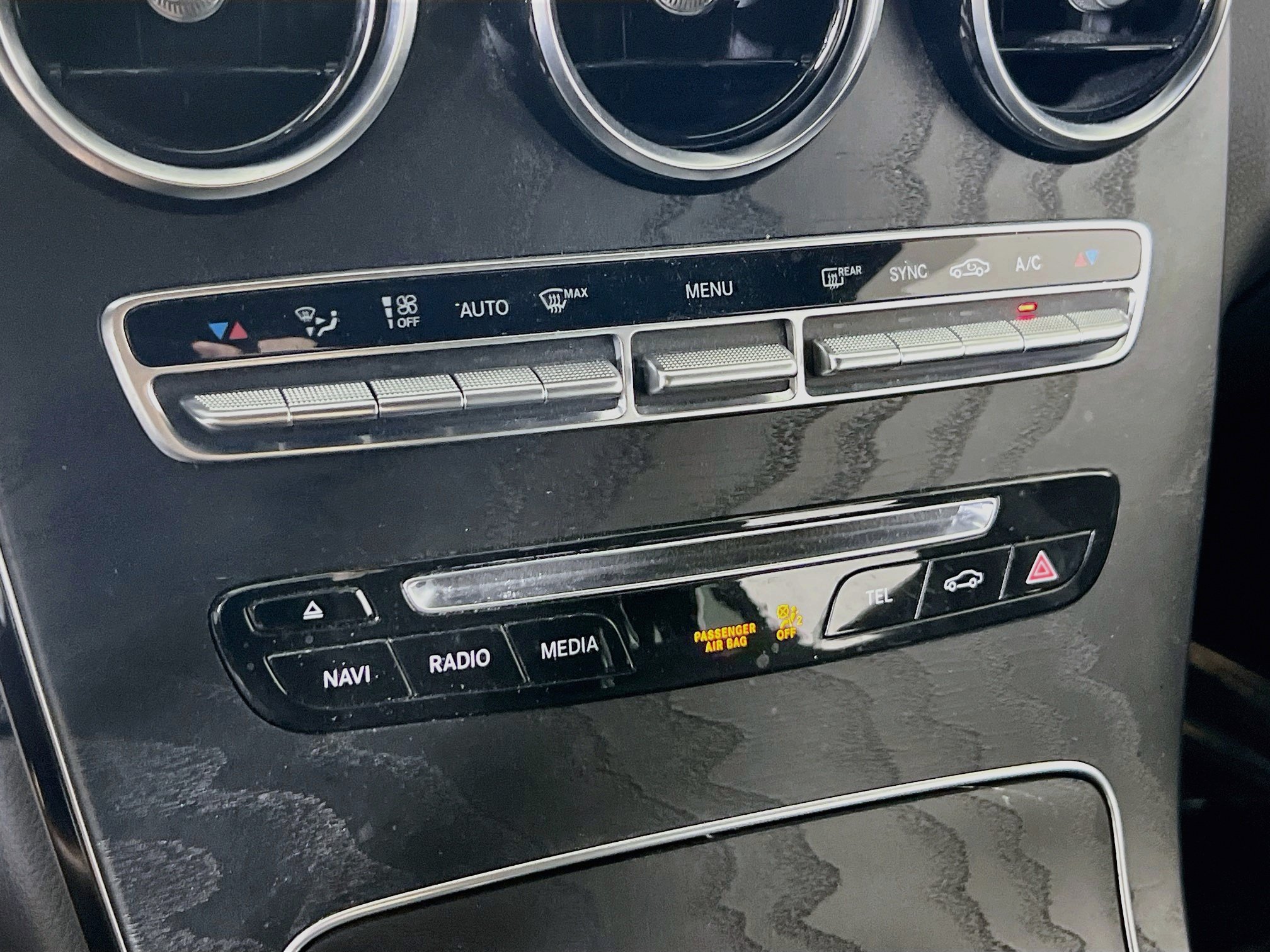 Used 2019 Mercedes-Benz GLC 300 4MATIC image 15