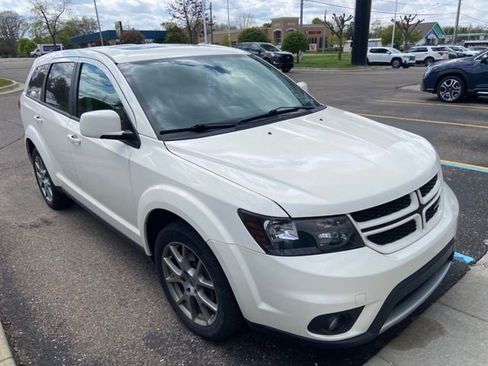 Used 2019 Dodge Journey GT w/ Nav & Sun Group AWD/4WD image 1