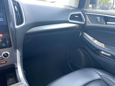 Used 2023 Ford Edge SEL image 33
