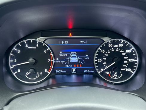 Used 2023 Nissan Altima 2.5 SV w/ SV Premium Package FWD image 13