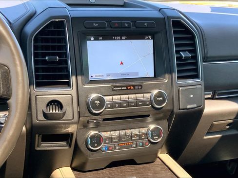 Used 2018 Ford Expedition Max Limited w/ Equipment Group 301A image 7