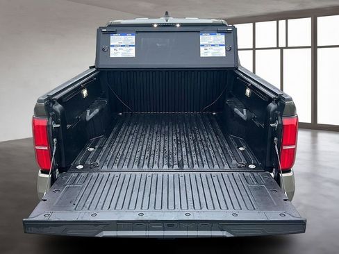 Used 2025 Toyota Tacoma TRD Sport RWD image 7