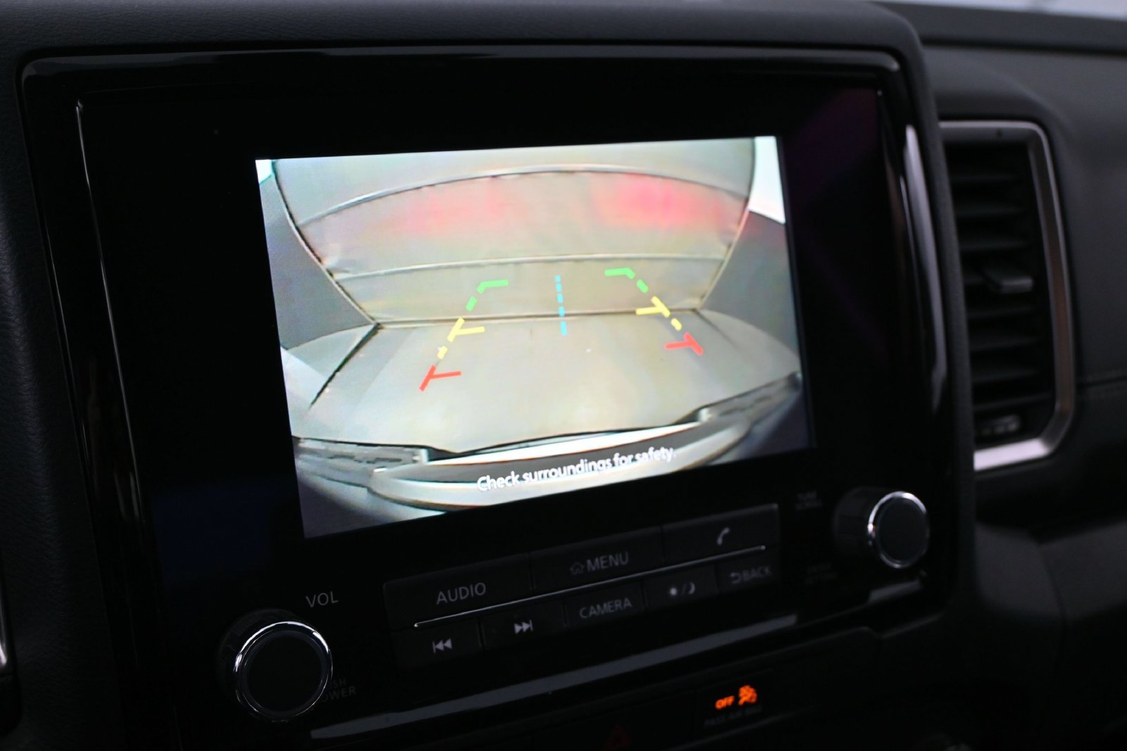 Used 2023 Nissan Frontier SV RWD image 11