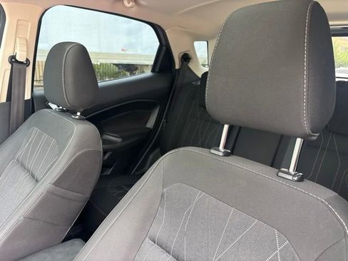 Used 2019 Ford EcoSport SE w/ SE Convenience Package FWD image 9