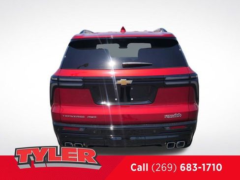 New 2026 Chevrolet Traverse High Country w/ LPO, Floor Liner Package AWD/4WD image 7
