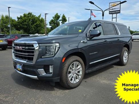 Used 2021 GMC Yukon XL SLT image 1