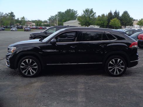 Used 2022 Volkswagen Atlas Cross Sport SEL Premium R-Line AWD/4WD image 5