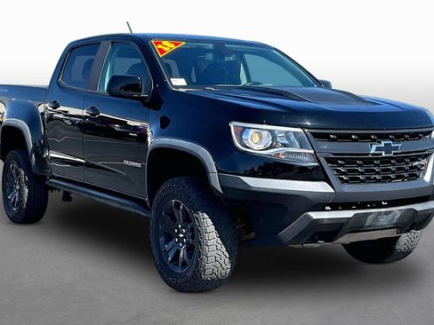 Used 2018 Chevrolet Colorado ZR2 w/ ZR2 Midnight Special Edition AWD/4WD image 10
