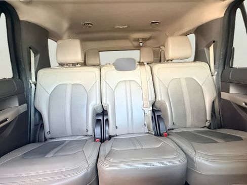 Used 2021 Ford Expedition Max Limited RWD image 40