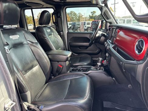 Used 2021 Jeep Wrangler Unlimited Rubicon image 25