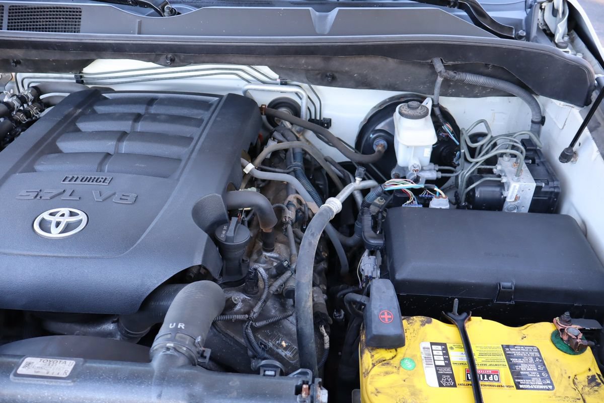 Used 2013 Toyota Sequoia Platinum AWD/4WD image 43