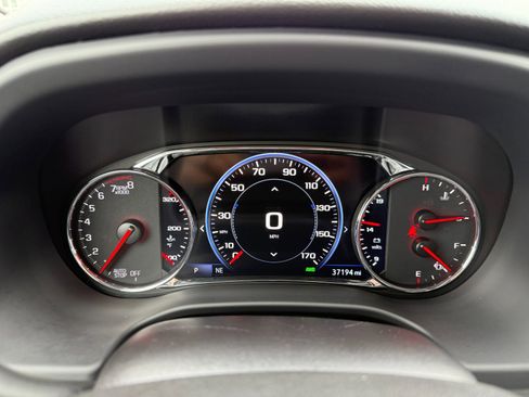 Used 2023 GMC Acadia AT4 w/ Technology Package image 32