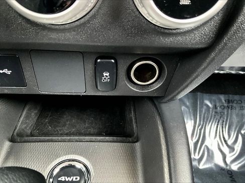 Used 2024 Mitsubishi Outlander Sport ES image 27