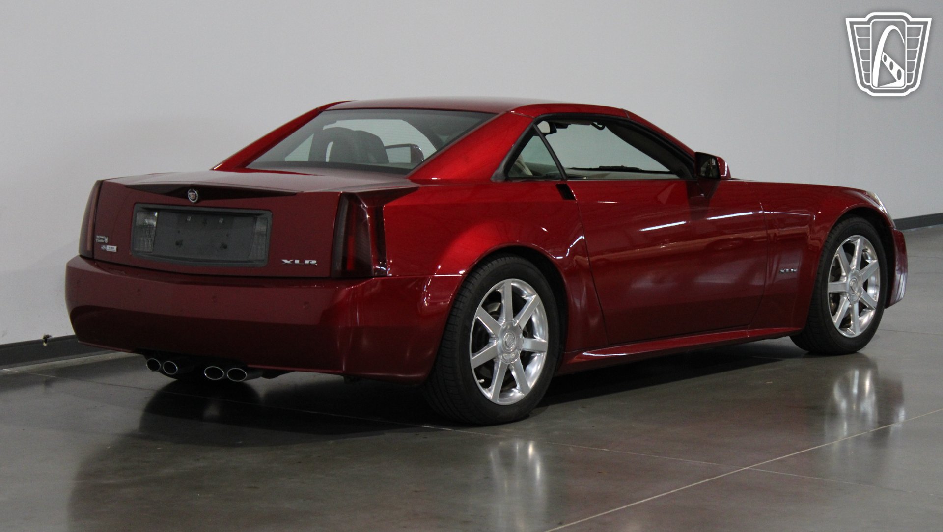 Used 2004 Cadillac XLR RWD image 26