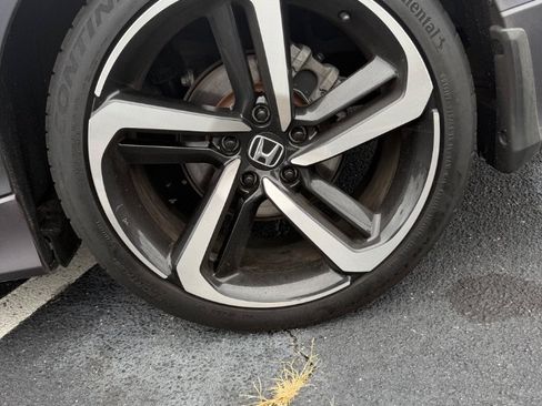 Used 2020 Honda Accord Sport image 9