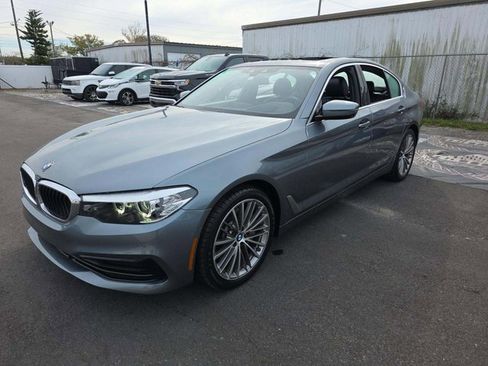 Used 2019 BMW 540i w/ Premium Package image 1
