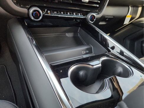 New 2025 Chevrolet Tahoe LS image 13